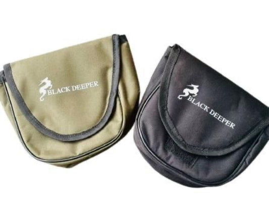 Black Deeper reel pouch in khaki and black